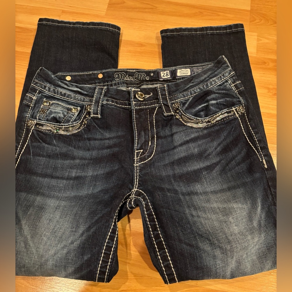 Miss Me Women's Dark‎ Blue Crop Jeans